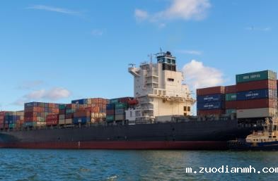 作为一个进口化妆品的重要环节，报关手续的顺利办理变得尤为重要